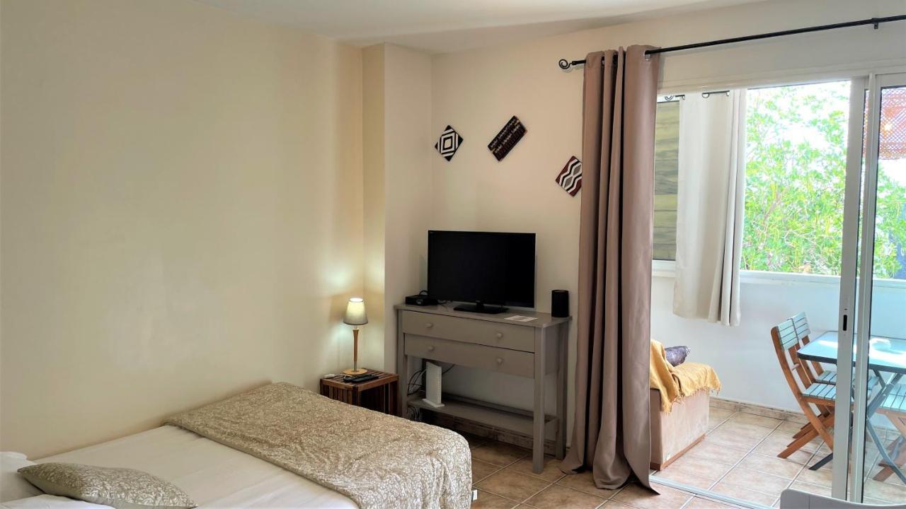 Grand Studio Lumineux - Saint Gilles Les Bains Διαμέρισμα Εξωτερικό φωτογραφία